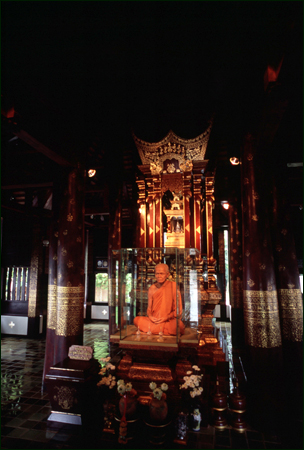 Wat Chedi Luang, Chiang Mai, Thailand